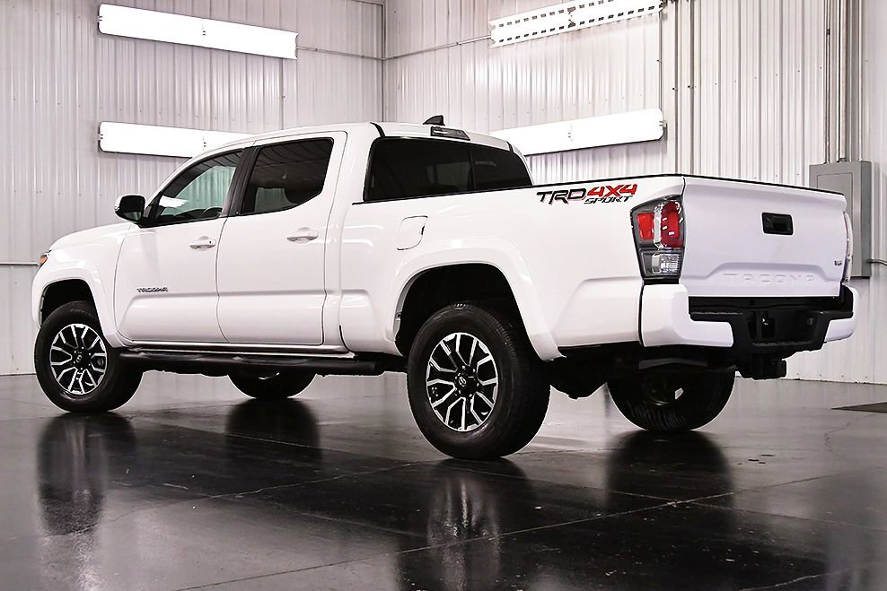 Used 2023 Toyota Tacoma TRD Sport image 6