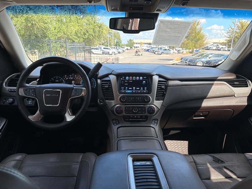 Used 2018 GMC Yukon Denali w/ Denali Ultimate Package AWD/4WD image 29