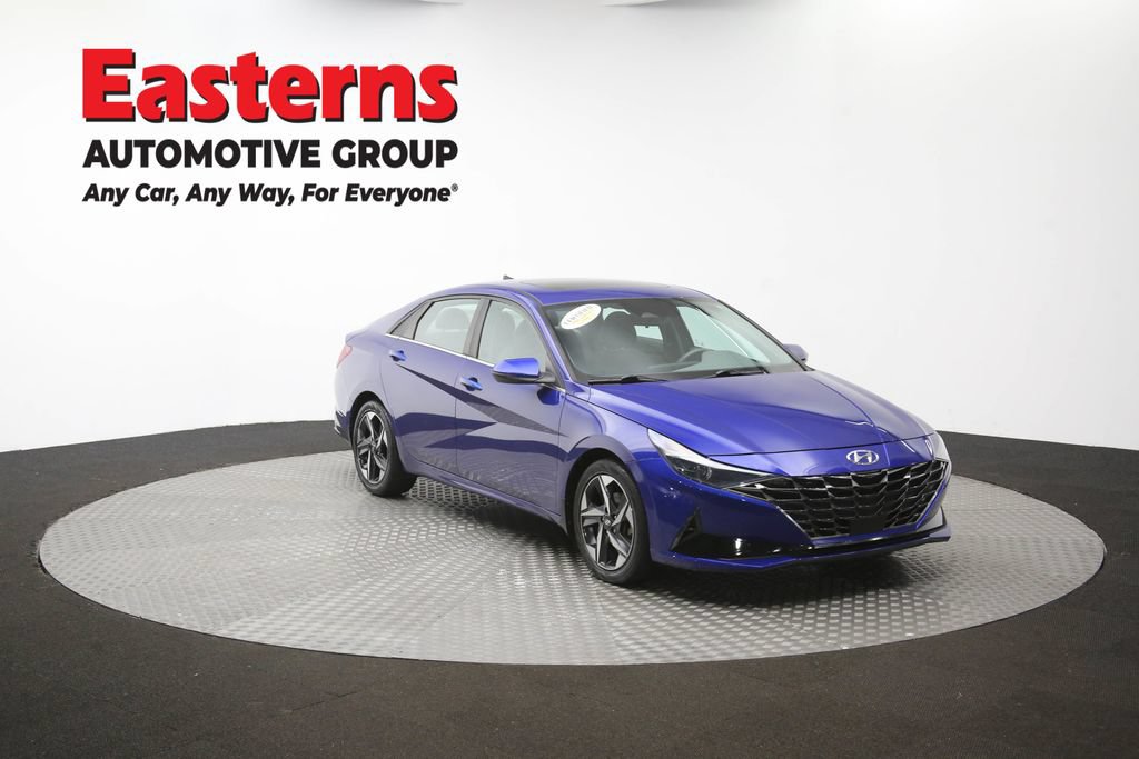 Used 2022 Hyundai Elantra SEL w/ Convenience + Premium Package FWD image 51