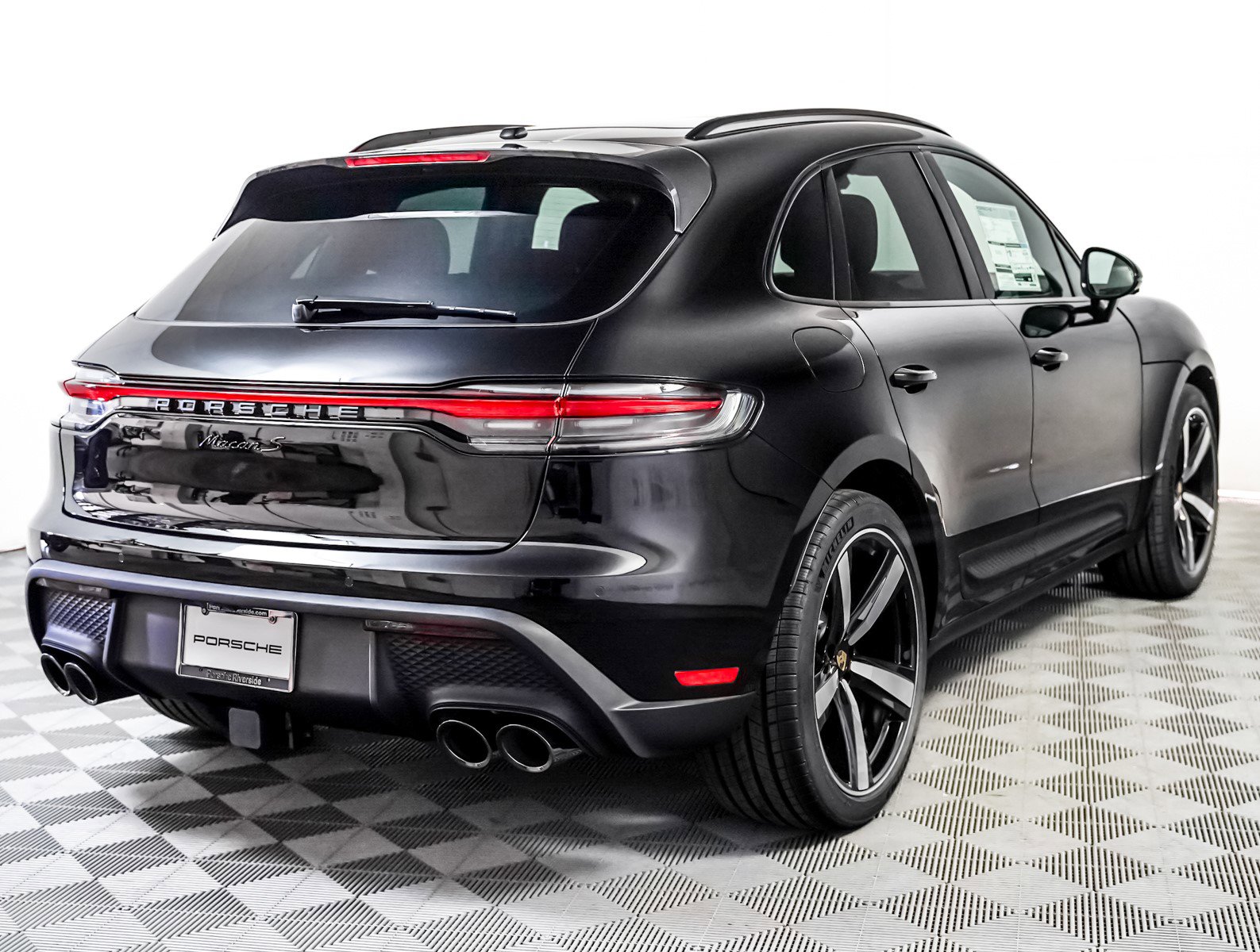 New 2026 Porsche Macan S image 10