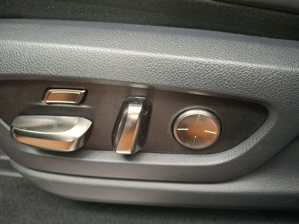 Used 2024 Lexus LX 600 4WD w/ Appearance Package image 10