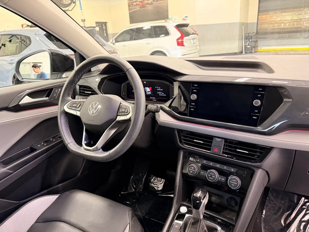 Used 2023 Volkswagen Taos SEL AWD/4WD image 31