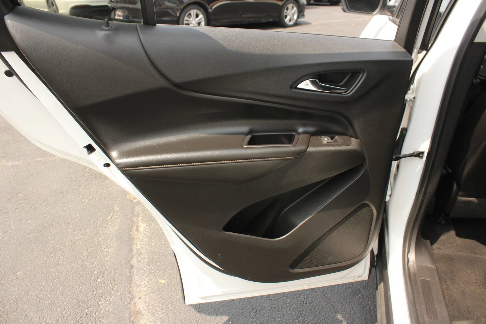 Used 2018 Chevrolet Equinox Premier AWD/4WD image 19
