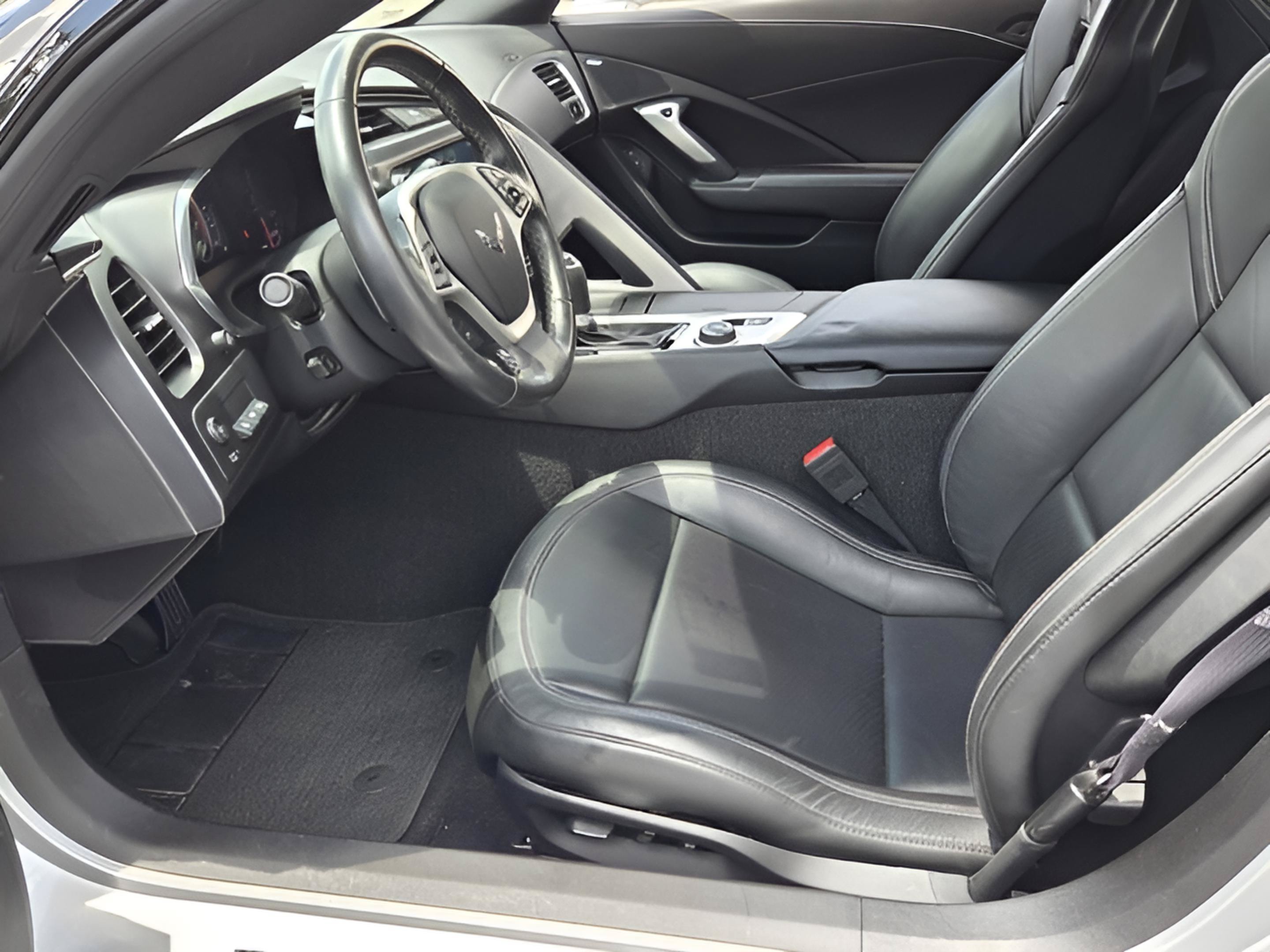 Used 2015 Chevrolet Corvette Stingray Coupe w/ 2LT Preferred Equipment Group RWD image 9