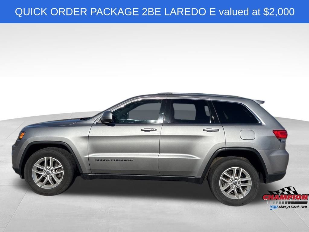 Used 2018 Jeep Grand Cherokee Laredo image 2