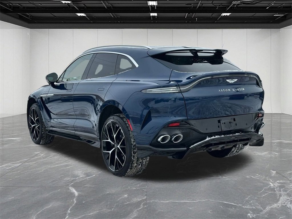 New 2026 Aston Martin DBX 707 image 3