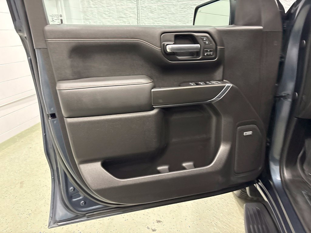 Used 2019 GMC Sierra 1500 AT4 w/ Off Road Performance Package AWD/4WD image 16