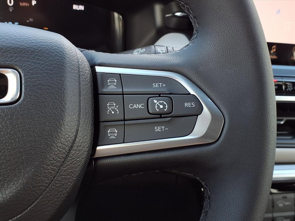 New 2026 Jeep Compass Limited image 18