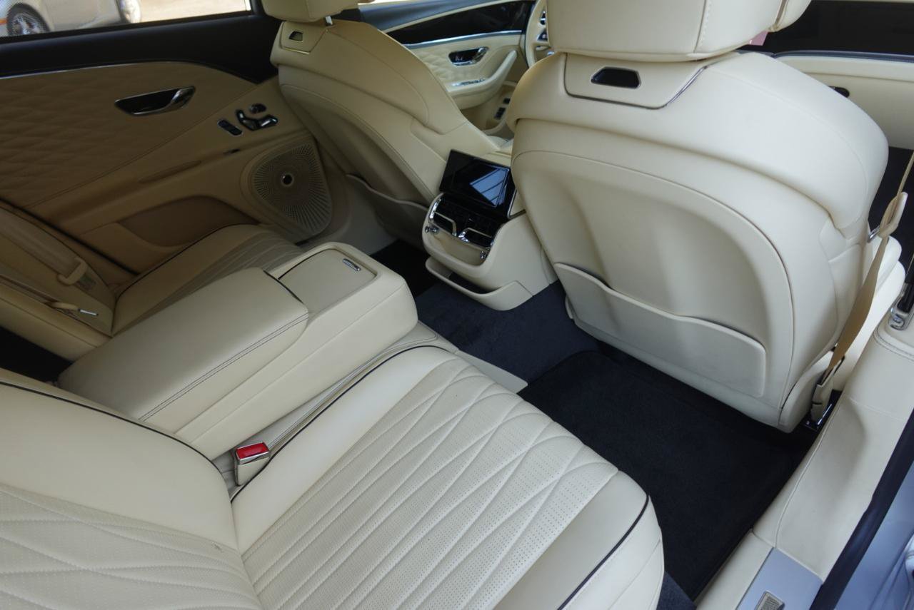 Used 2022 Bentley Flying Spur V8 AWD/4WD image 19