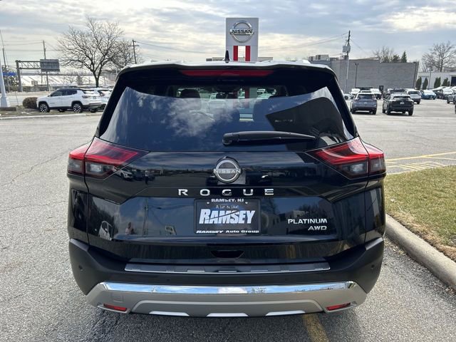 Used 2023 Nissan Rogue Platinum AWD/4WD image 27