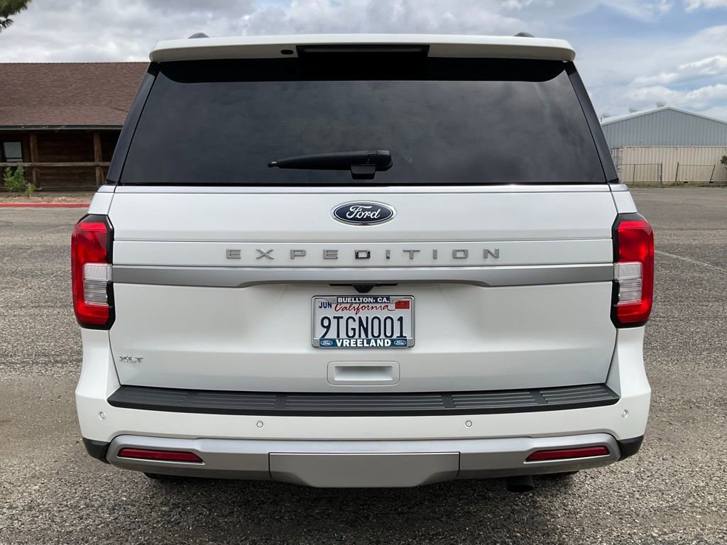 Used 2024 Ford Expedition XLT RWD image 21
