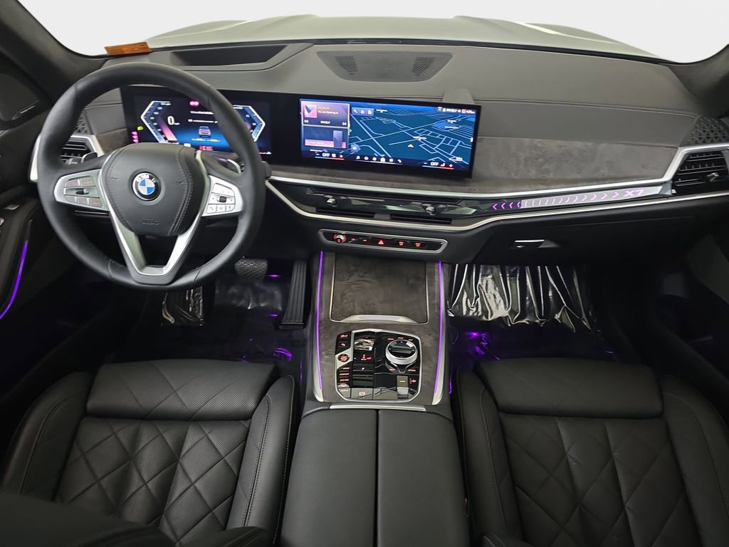 Used 2024 BMW X7 xDrive40i image 12