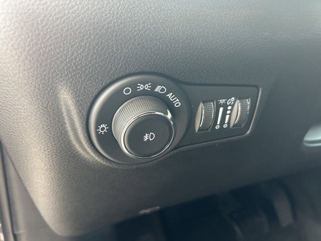 Used 2024 Jeep Compass Limited image 15