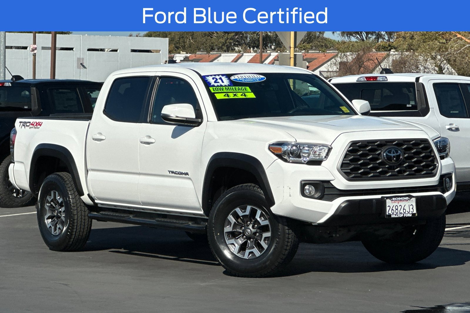 Used 2021 Toyota Tacoma TRD Off-Road w/ Technology Package AWD/4WD image 2