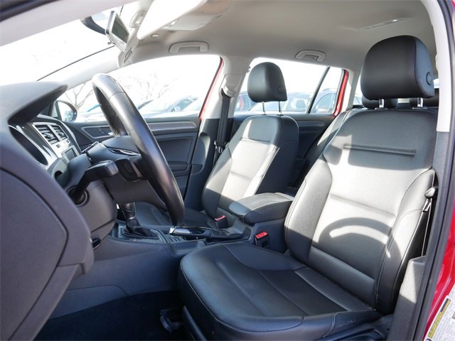 Used 2017 Volkswagen Golf Alltrack S image 15