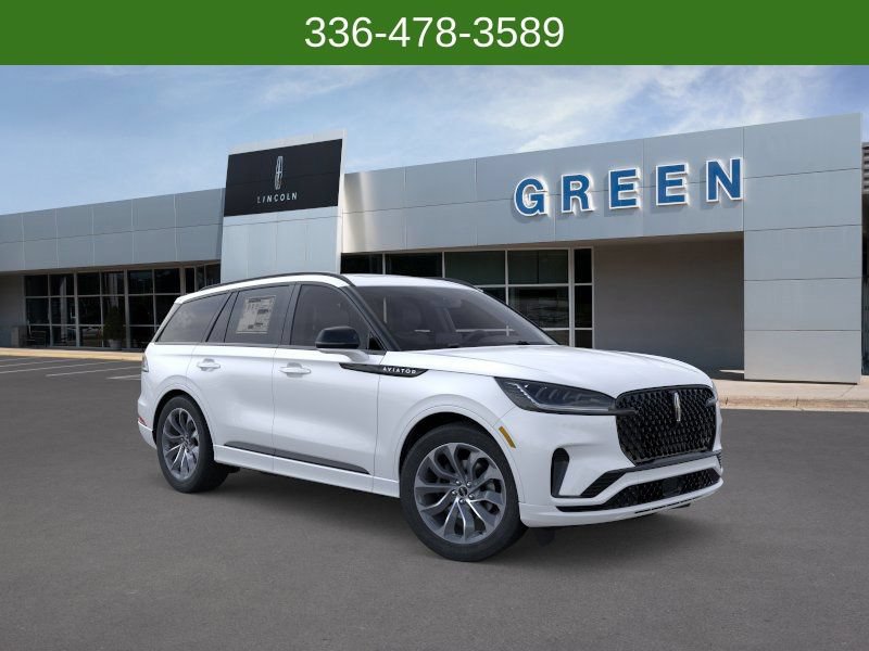 New 2026 Lincoln Aviator 2WD w/ Jet Appearance Package image 7