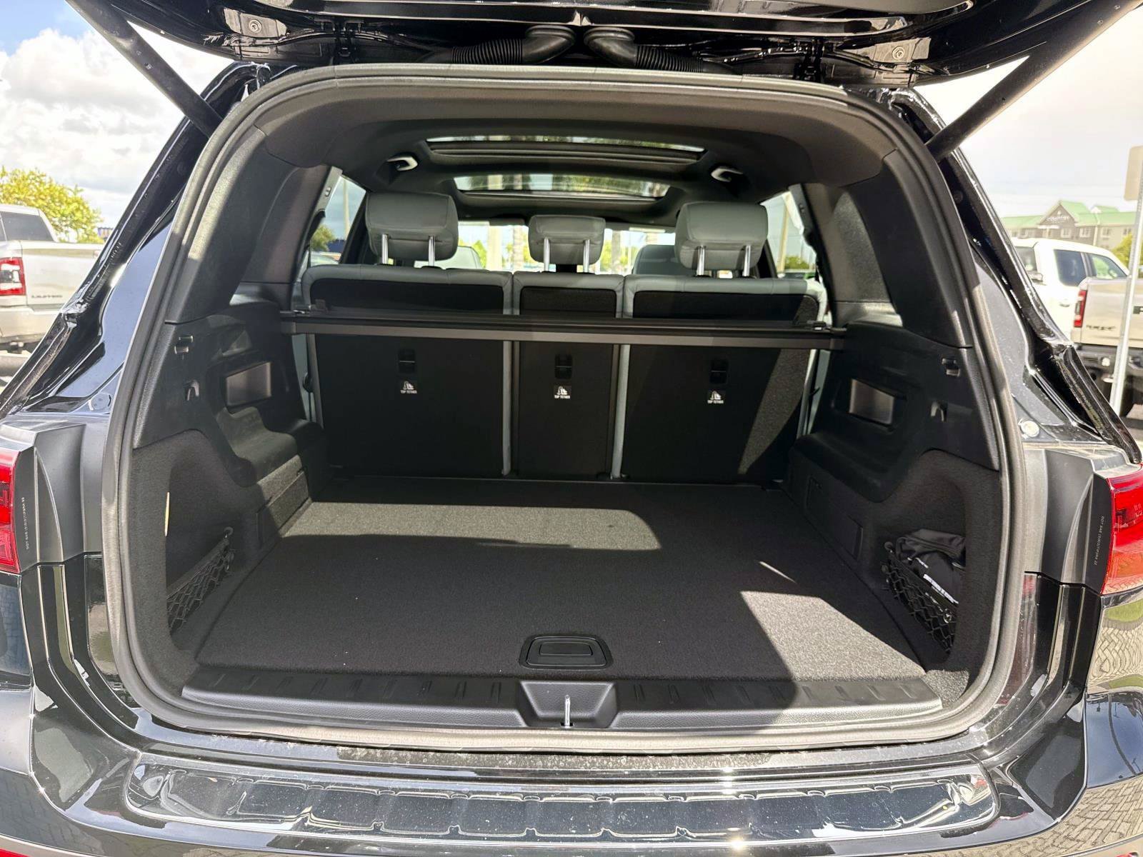 New 2026 Mercedes-Benz GLB 250 image 10