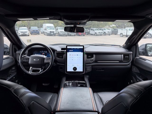 Used 2023 Ford Expedition Max Platinum image 15
