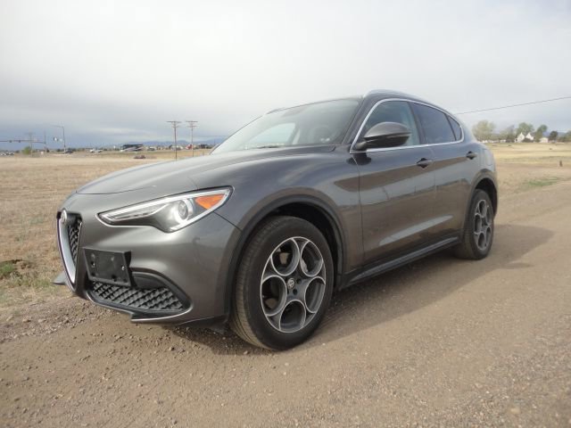 Used 2018 Alfa Romeo Stelvio AWD image 1