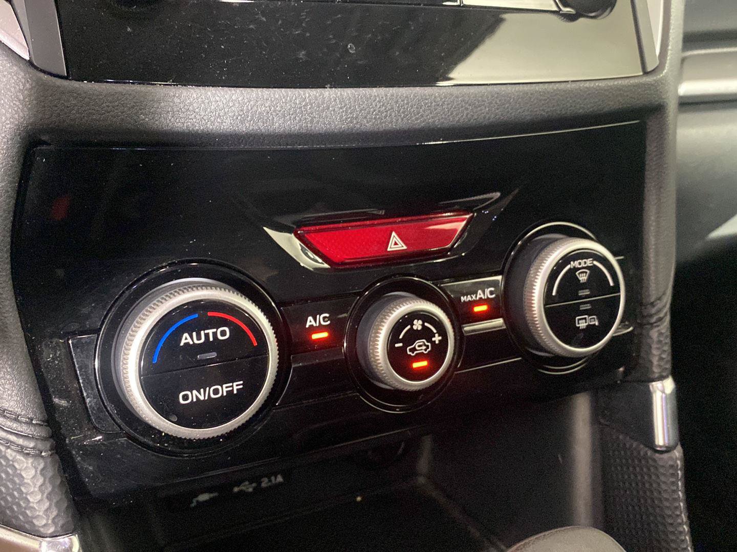 Used 2024 Subaru Forester Premium AWD/4WD image 18