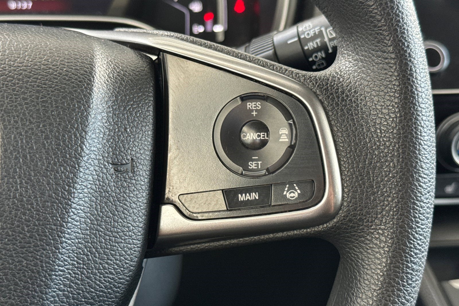 Used 2018 Honda CR-V EX image 31