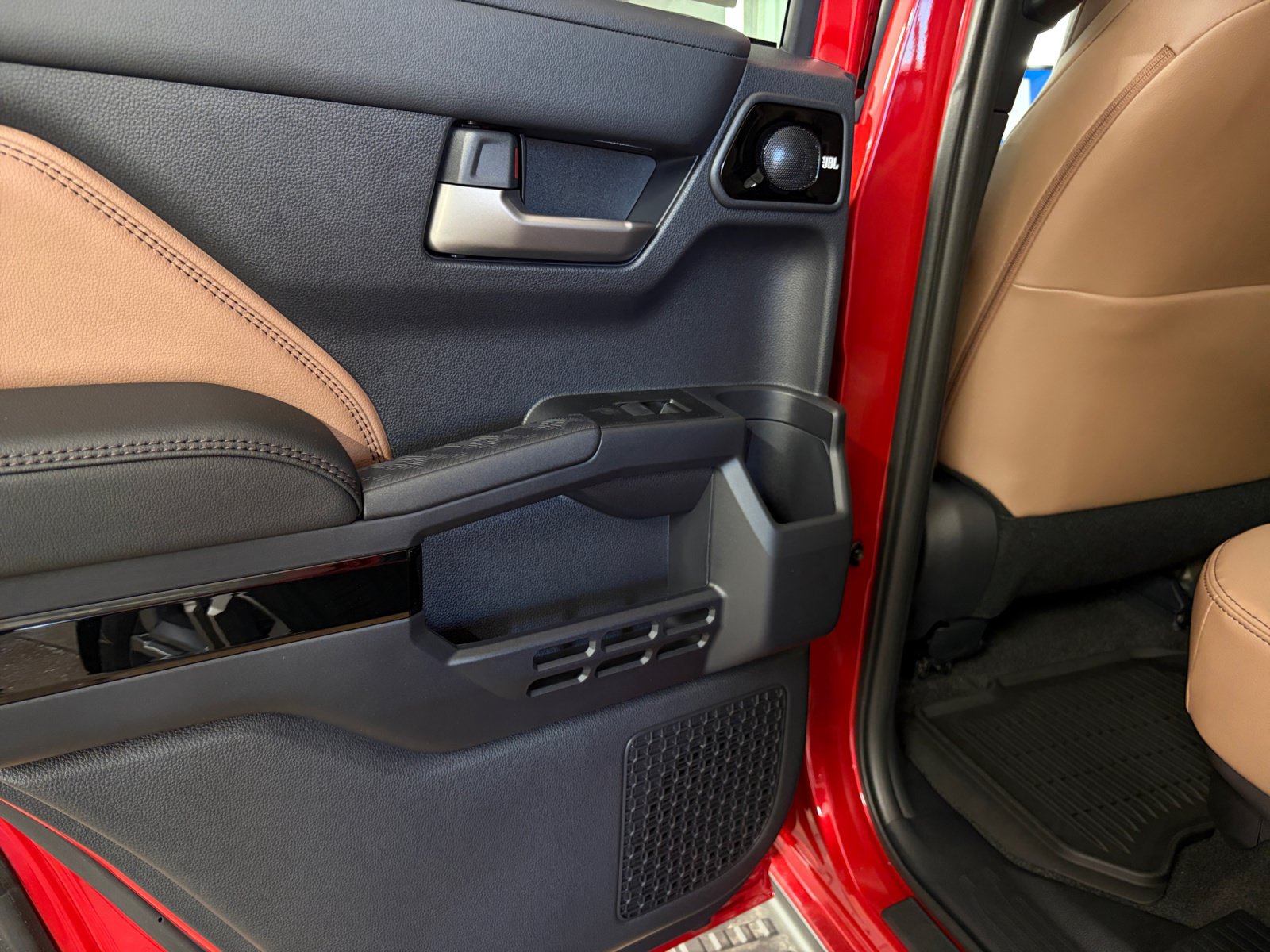 New 2026 Toyota 4Runner Limited AWD/4WD image 35