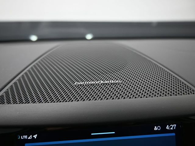 Used 2022 Volvo XC60 B5 Inscription w/ Climate Package image 30