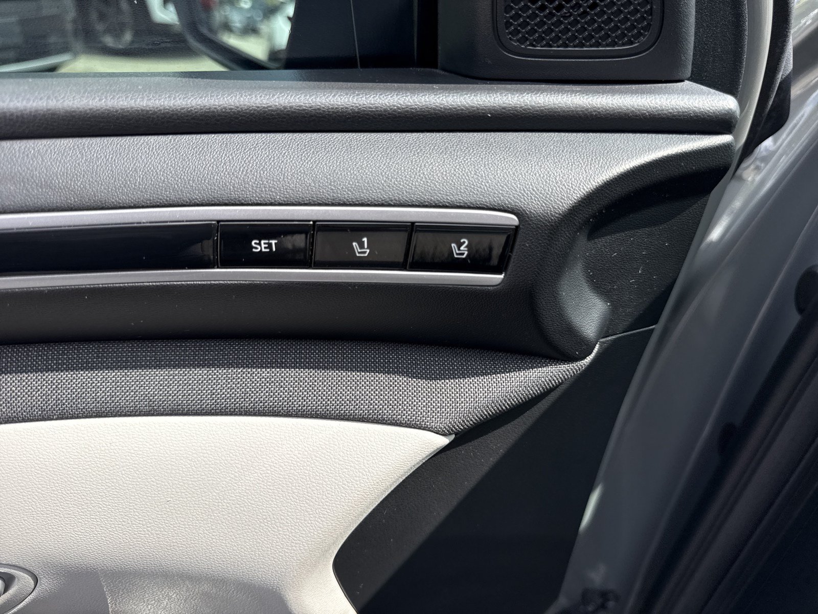 Certified 2024 Hyundai Tucson Limited FWD image 13