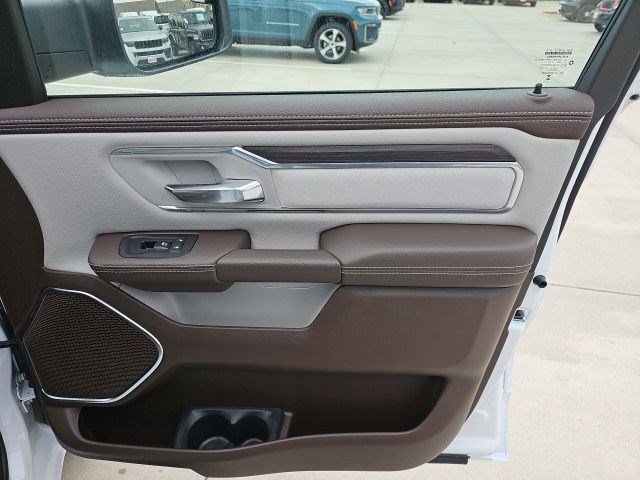 New 2026 RAM 1500 Laramie w/ Laramie Preferred Package AWD/4WD image 16