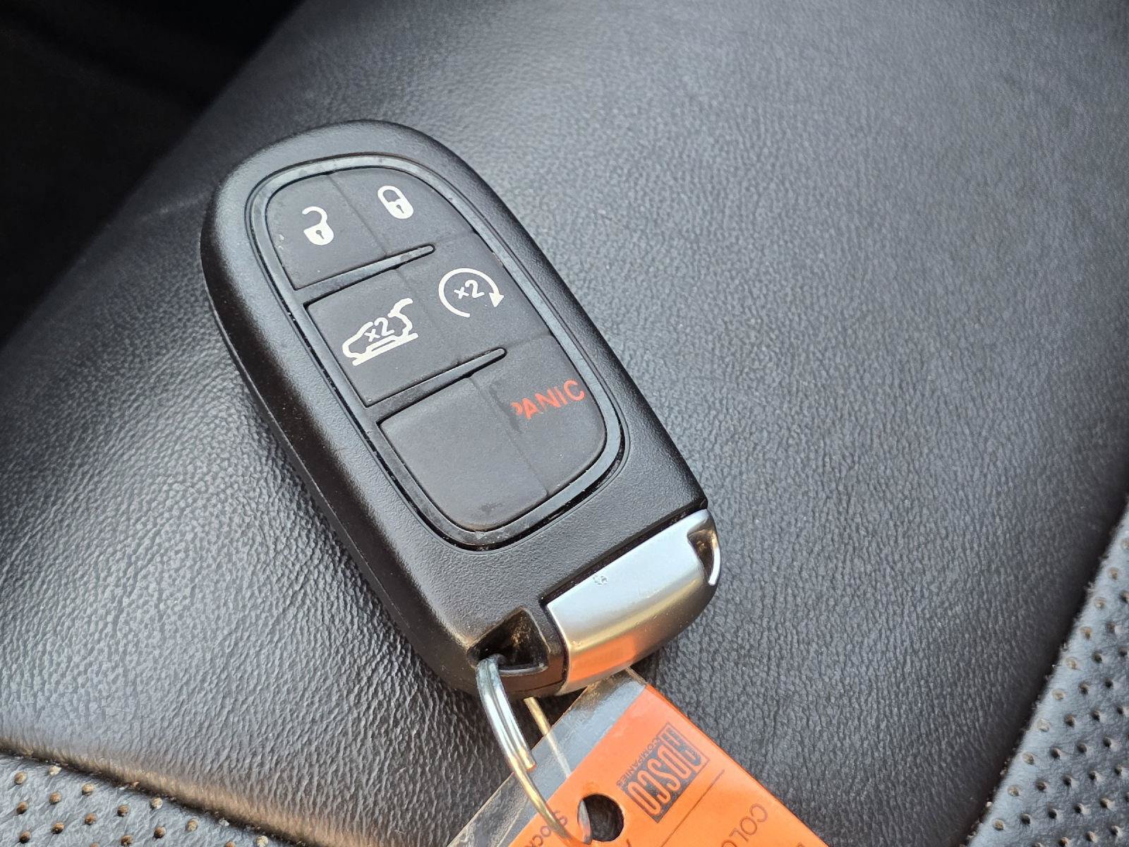 Used 2019 Jeep Cherokee Limited AWD/4WD image 32