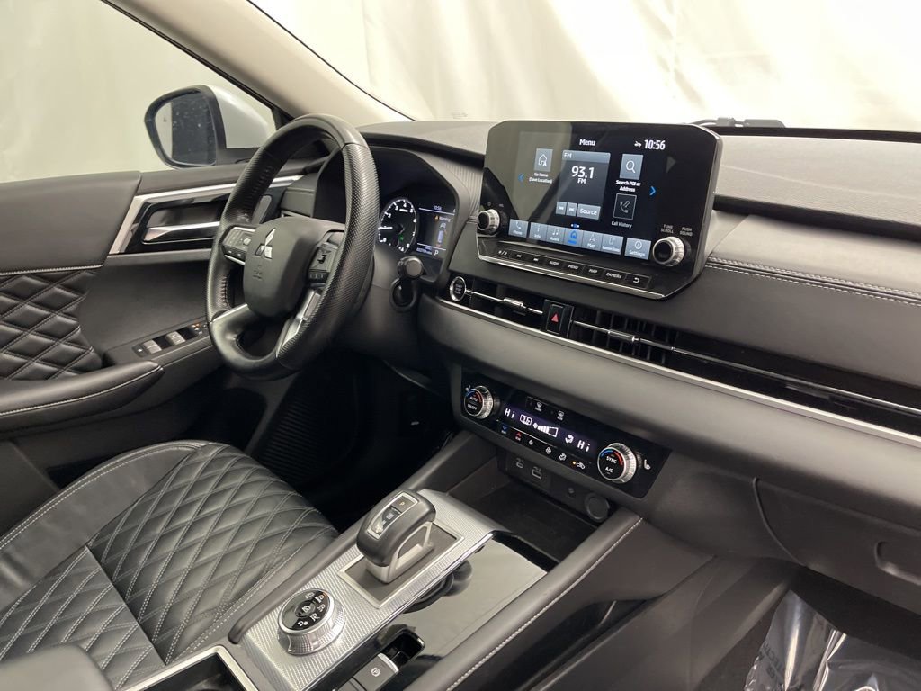 Used 2022 Mitsubishi Outlander SEL image 28