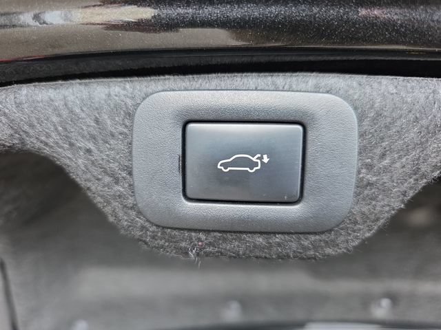 Certified 2024 Lexus ES 300h F Sport FWD image 13
