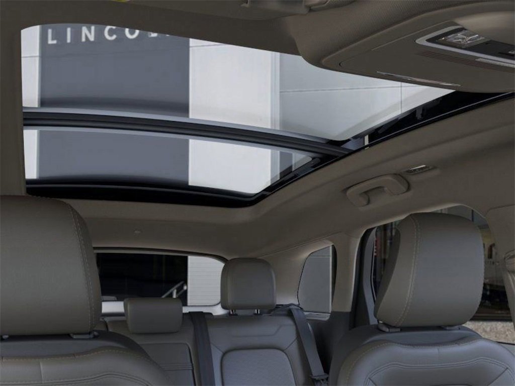 New 2025 Lincoln Corsair Reserve w/ Jet Appearance Package image 44