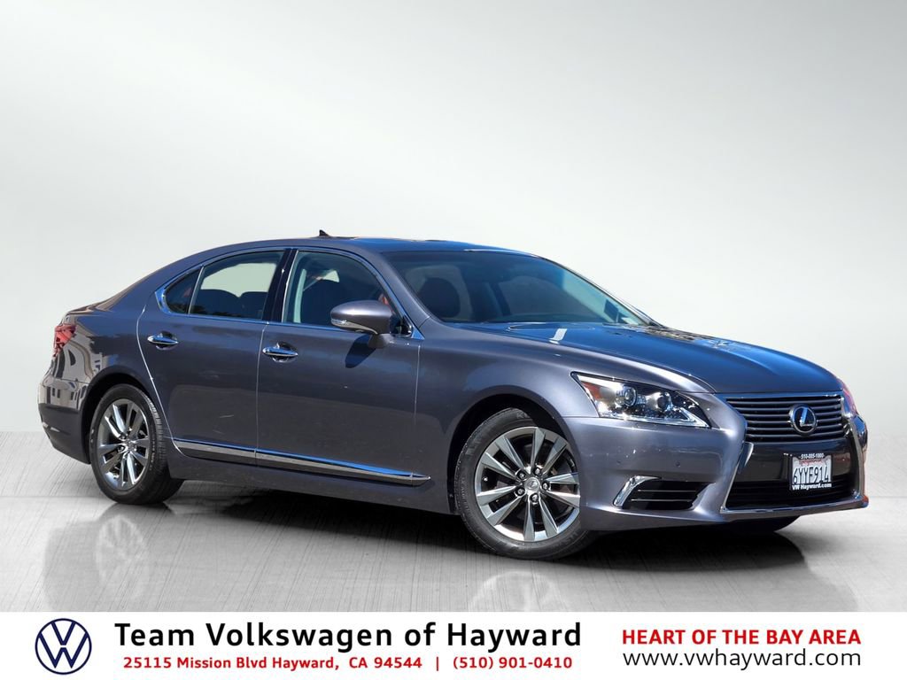 Used 2013 Lexus LS 460 w/ Comfort Pkg image 1
