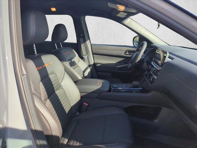 Used 2025 Nissan Pathfinder Rock Creek image 21