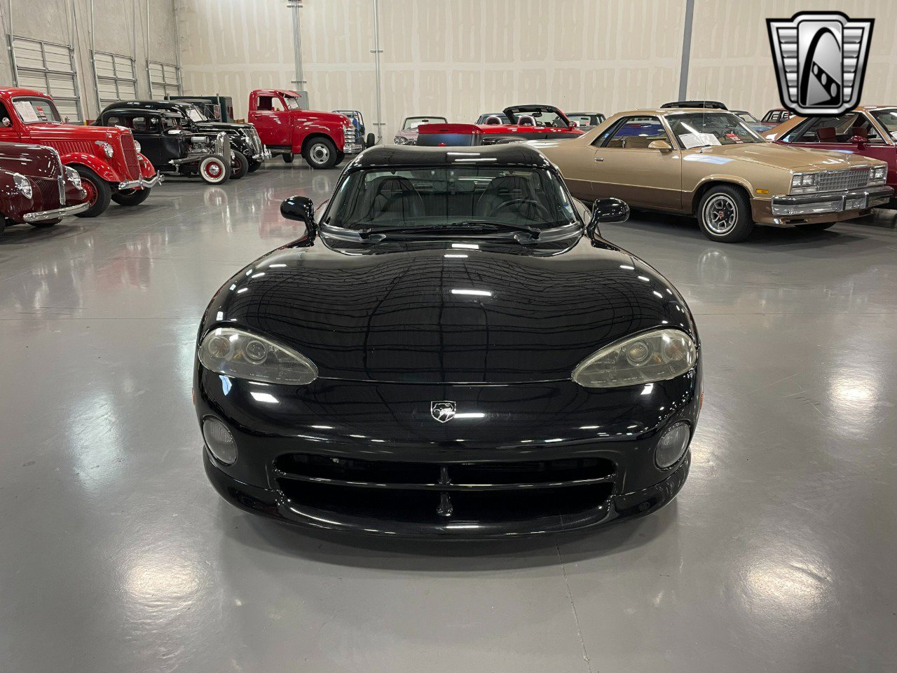 Used 1994 Dodge Viper RT/10 image 2