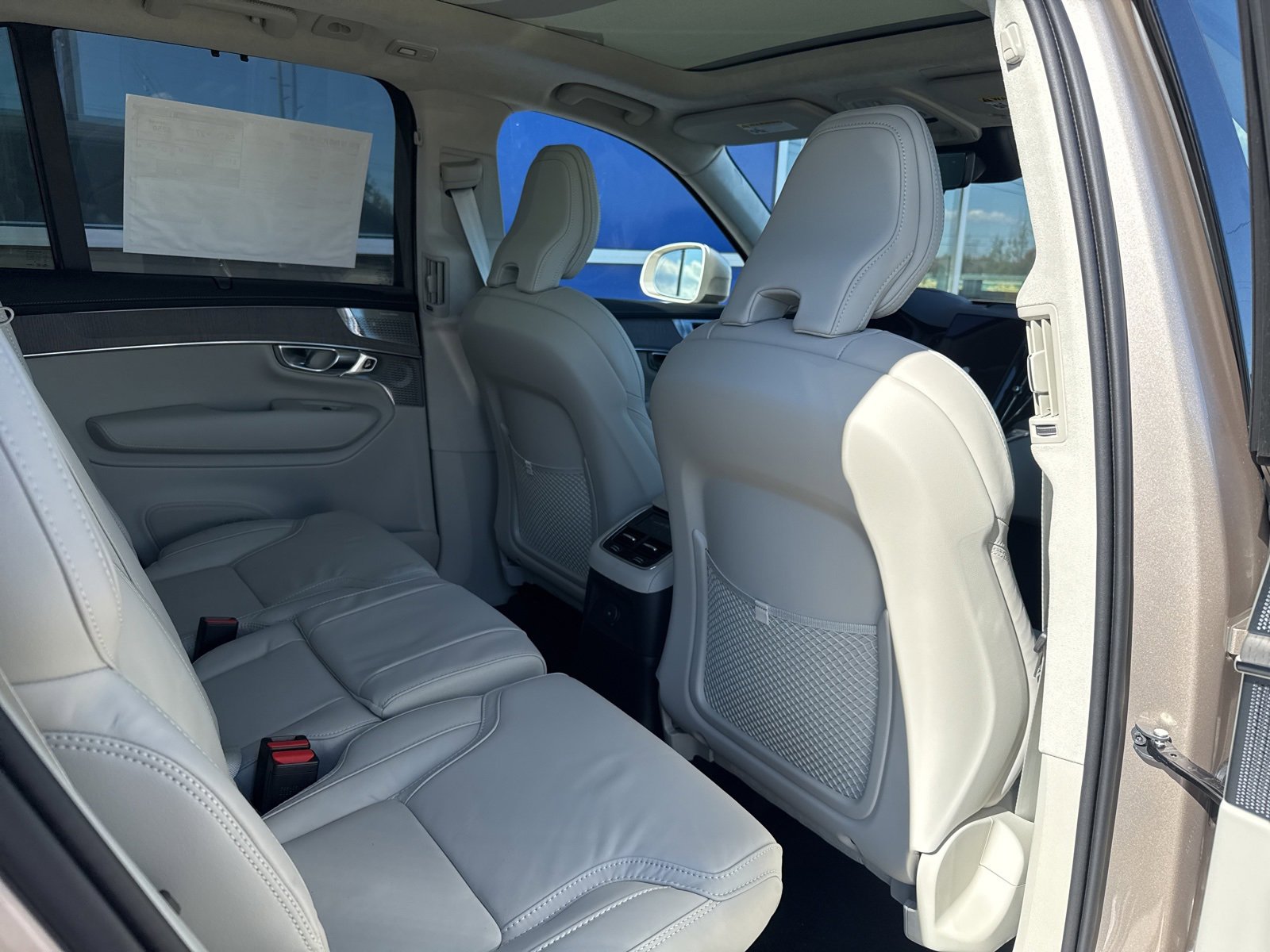 New 2026 Volvo XC90 T8 Ultra image 12