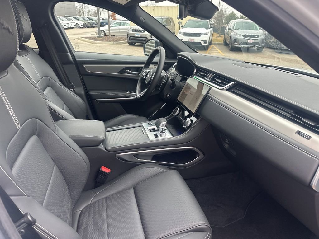 Used 2026 Jaguar F-PACE R-Dynamic S image 11
