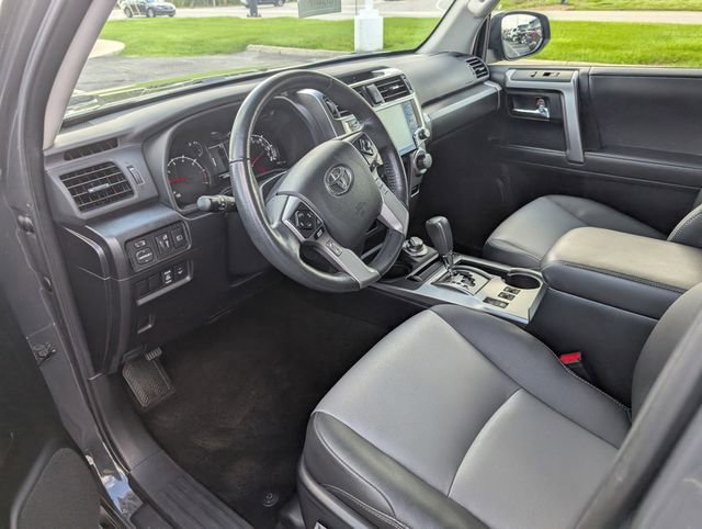 Used 2024 Toyota 4Runner SR5 Premium w/ Moonroof Package AWD/4WD image 13