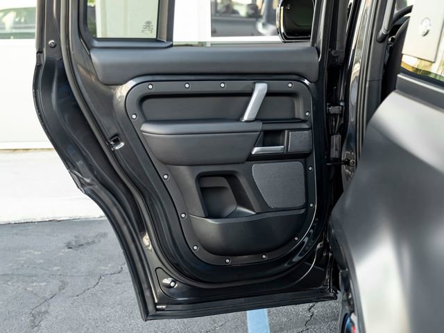 Used 2024 Land Rover Defender 110 Carpathian Edition image 21