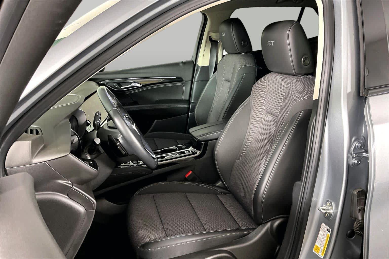 Certified 2023 Buick Envision Preferred w/ Sport Touring Package AWD/4WD image 15
