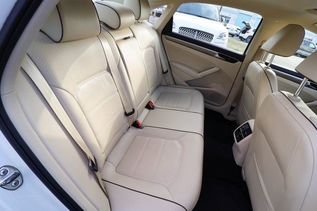 Used 2017 Volkswagen Passat 1.8T SE image 42