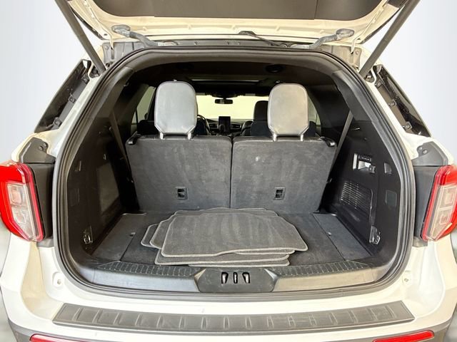 Used 2020 Ford Explorer ST w/ ST Street Pack image 27