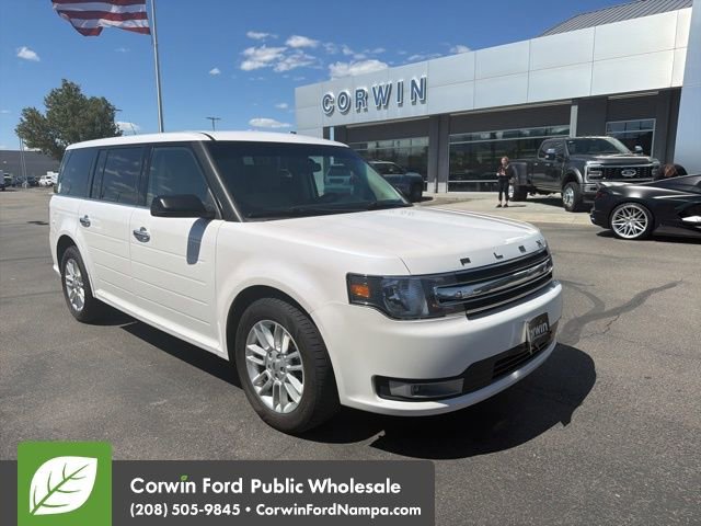 Used 2018 Ford Flex SEL AWD/4WD image 1