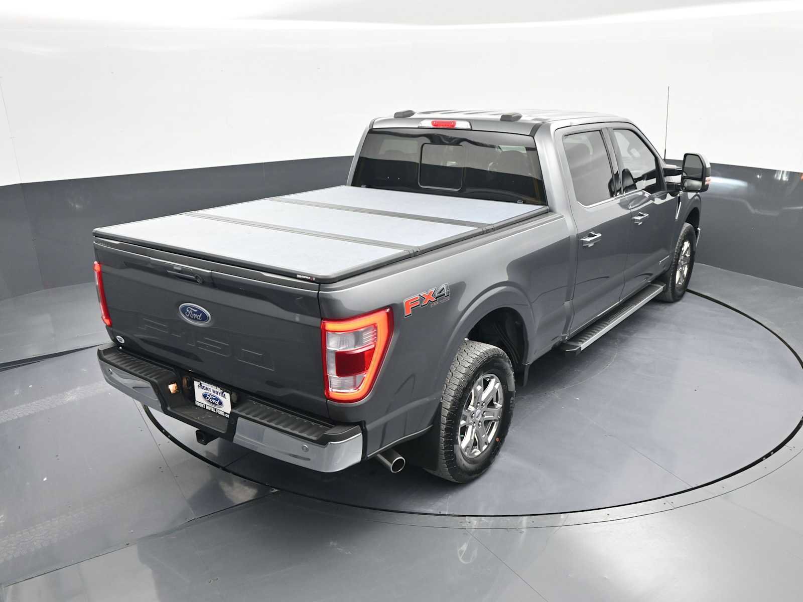 Used 2023 Ford F150 Lariat w/ Trailer Tow Package image 33