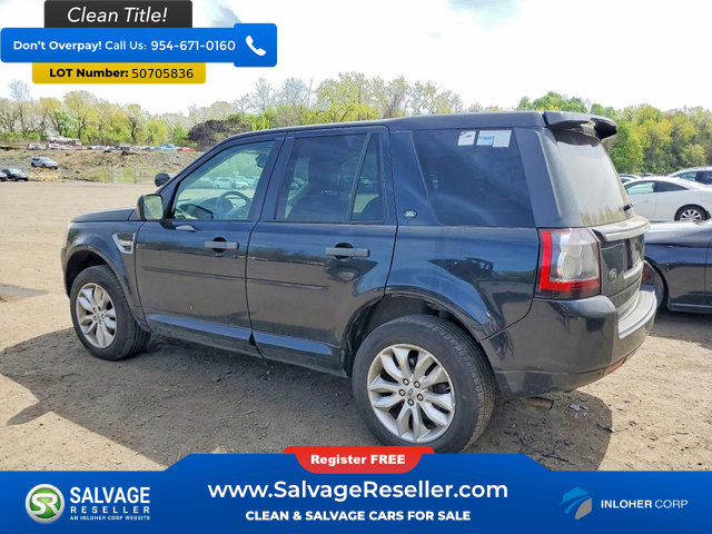 Used 2011 Land Rover LR2 HSE AWD/4WD image 3