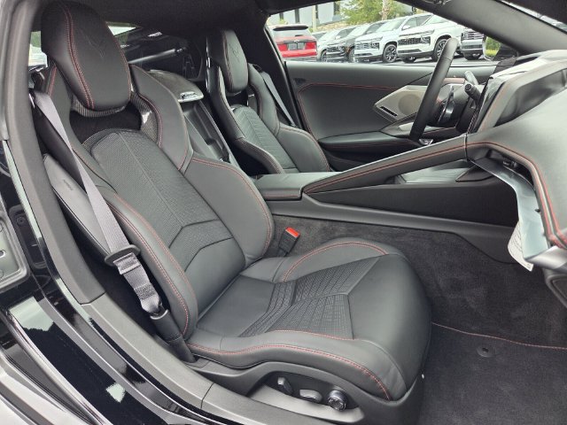 New 2027 Chevrolet Corvette Grand Sport w/ Z52 Sport Performance Package RWD image 9