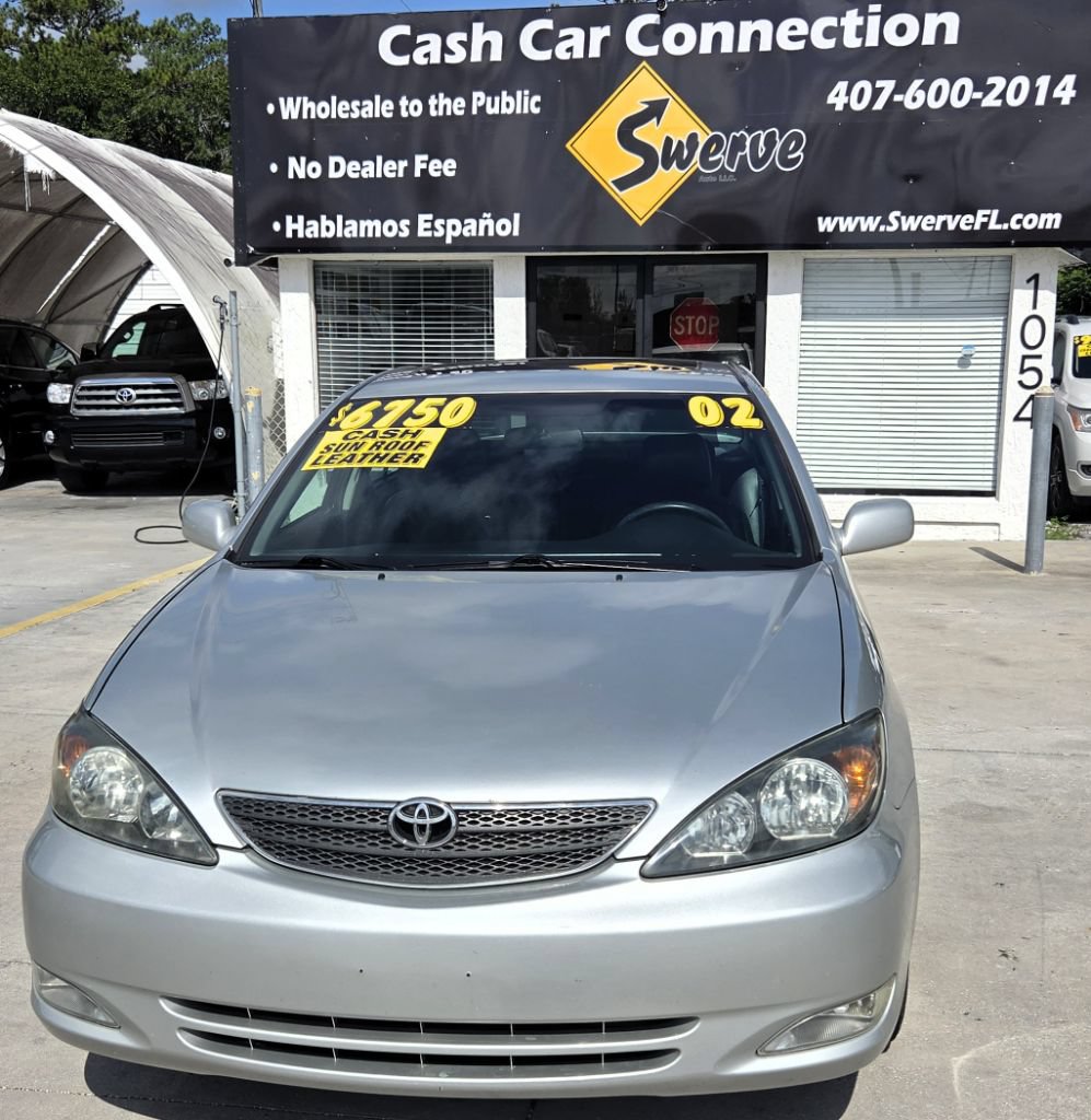 Used 2002 Toyota Camry SE w/ Pkg 4 FWD image 2