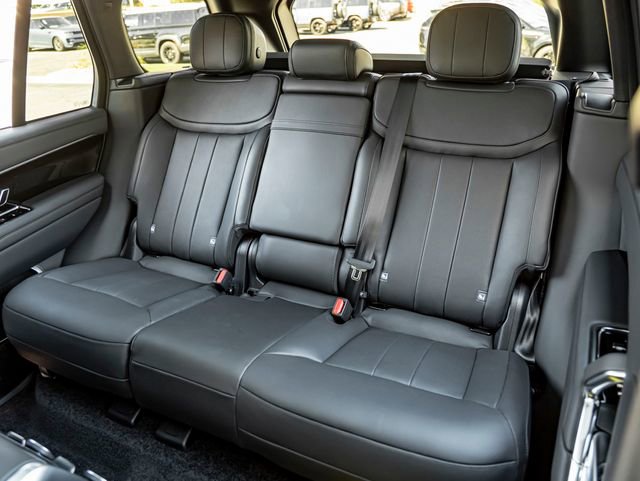 Used 2024 Land Rover Range Rover SE AWD/4WD image 21