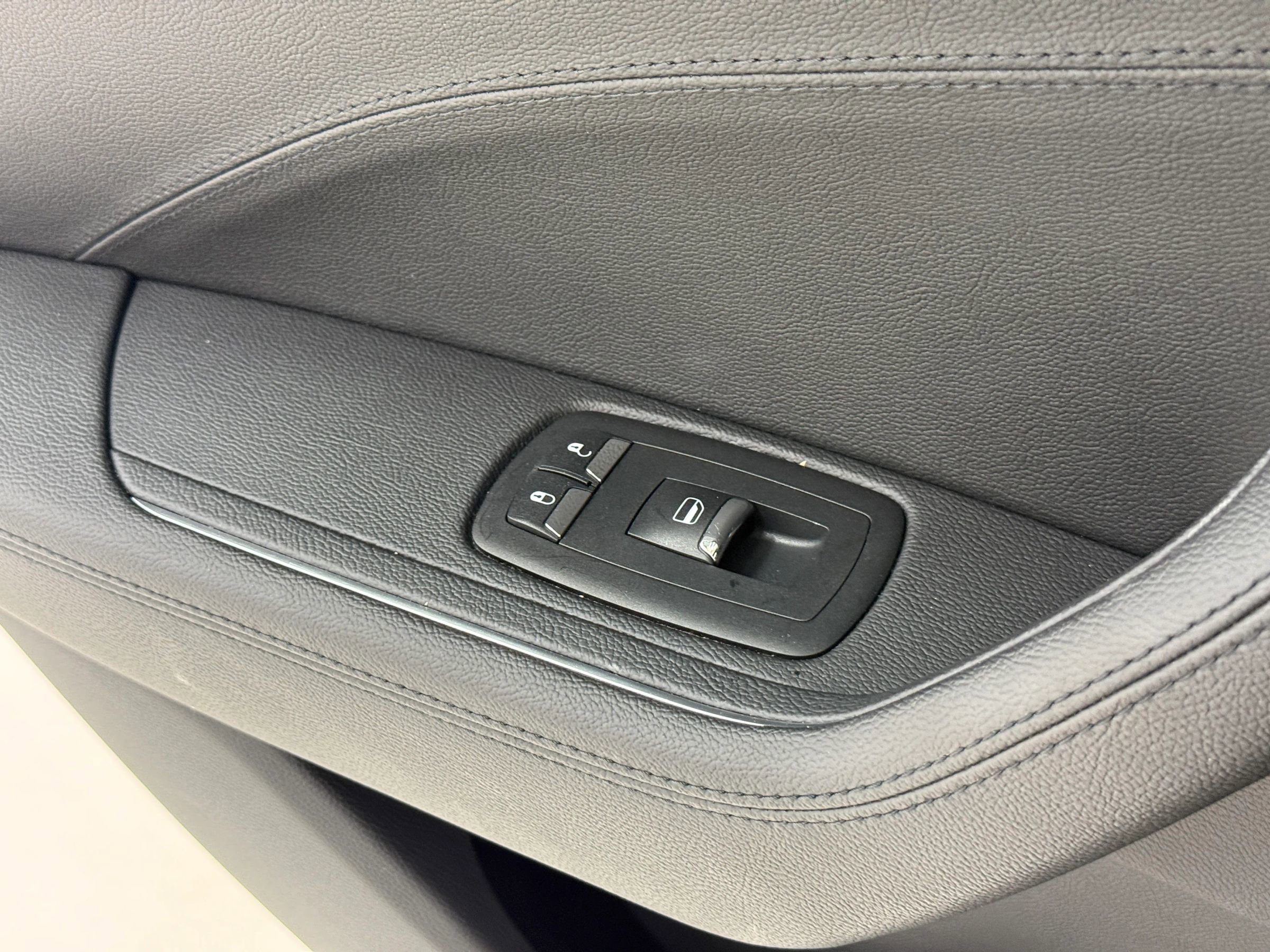 Used 2023 Maserati Levante GT image 34